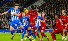 1xBit体育娱乐-利物浦矫健突围，英超传统劲旅再现辉煌