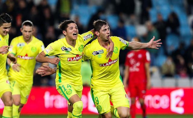 南特球员间发生矛盾，士气受到严重影响的简单介绍