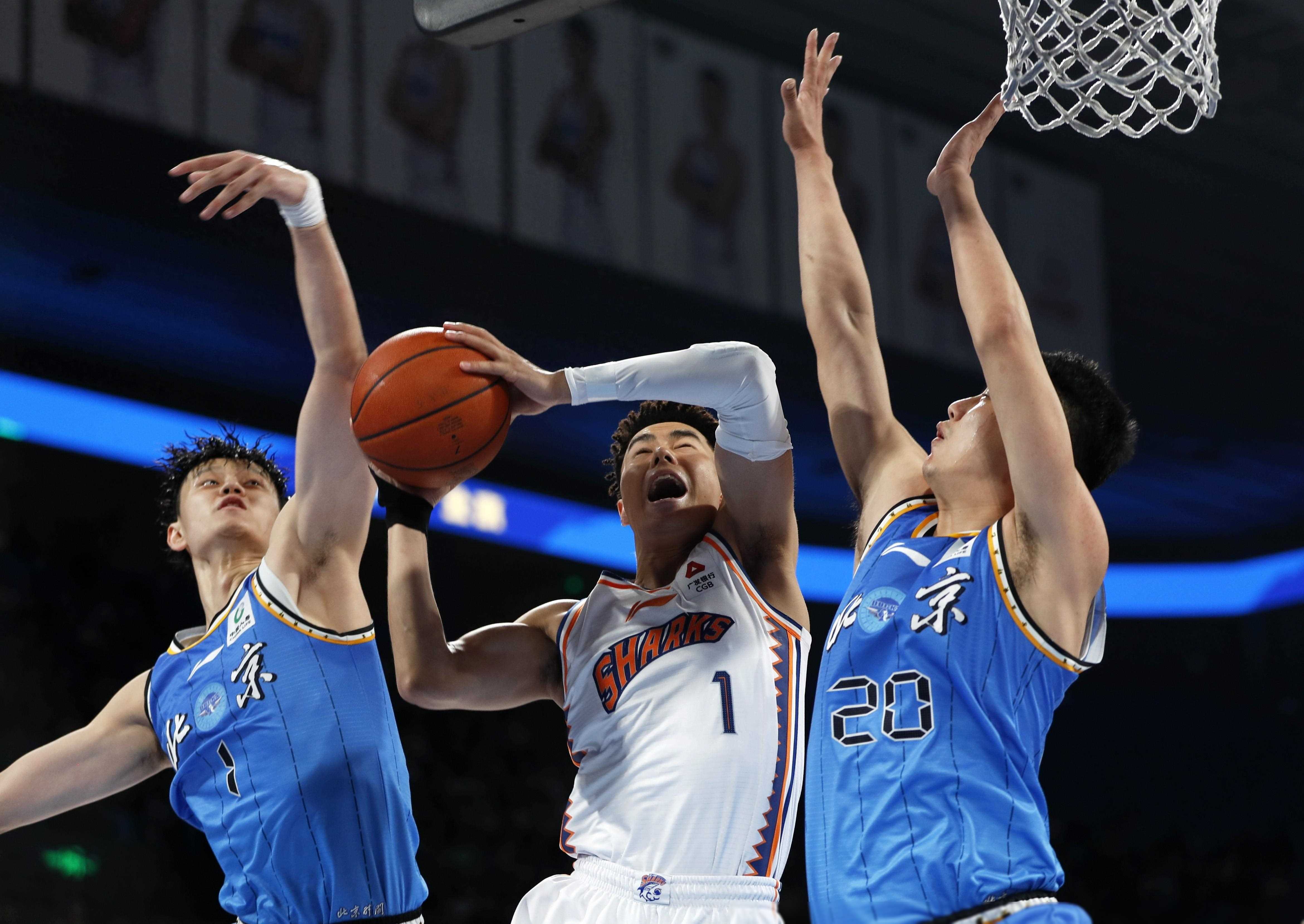 防守反击,球队抓住对手失误获得胜利的简单介绍 防守反击,球队抓住对手失误获得胜利的简单介绍