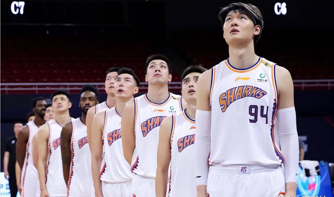 上海男篮迎战江苏队，力争夺胜晋级的简单介绍