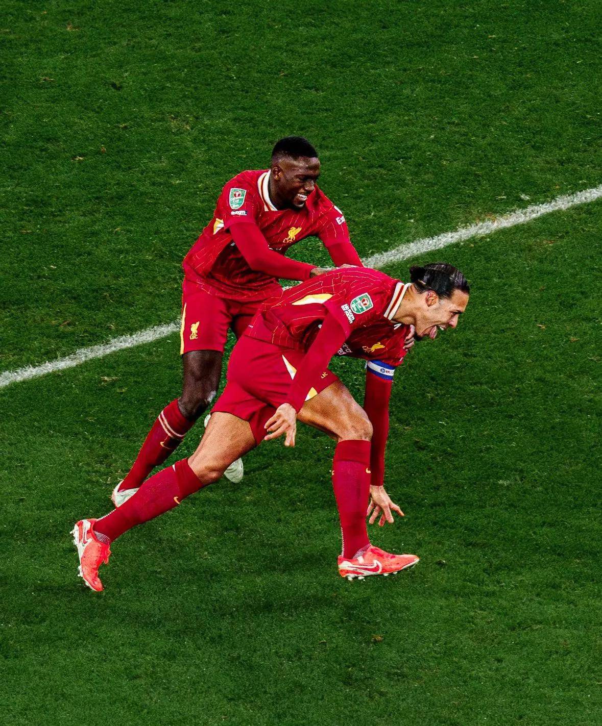 利物浦宣布与球员续约,稳固球队中场实力 利物浦宣布与球员续约,稳固球队中场实力