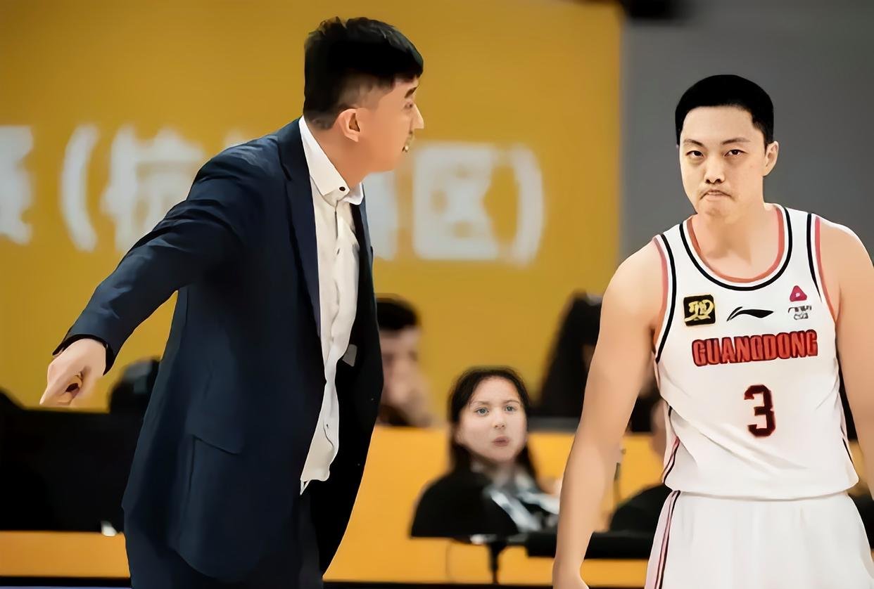 广东宏远大胜山西队,取得四连胜势不可挡 广东宏远大胜山西队,取得四连胜势不可挡