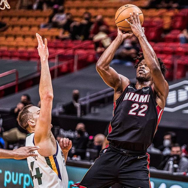 热火大胜爵士,东部榜首领跑 热火大胜爵士,东部榜首领跑