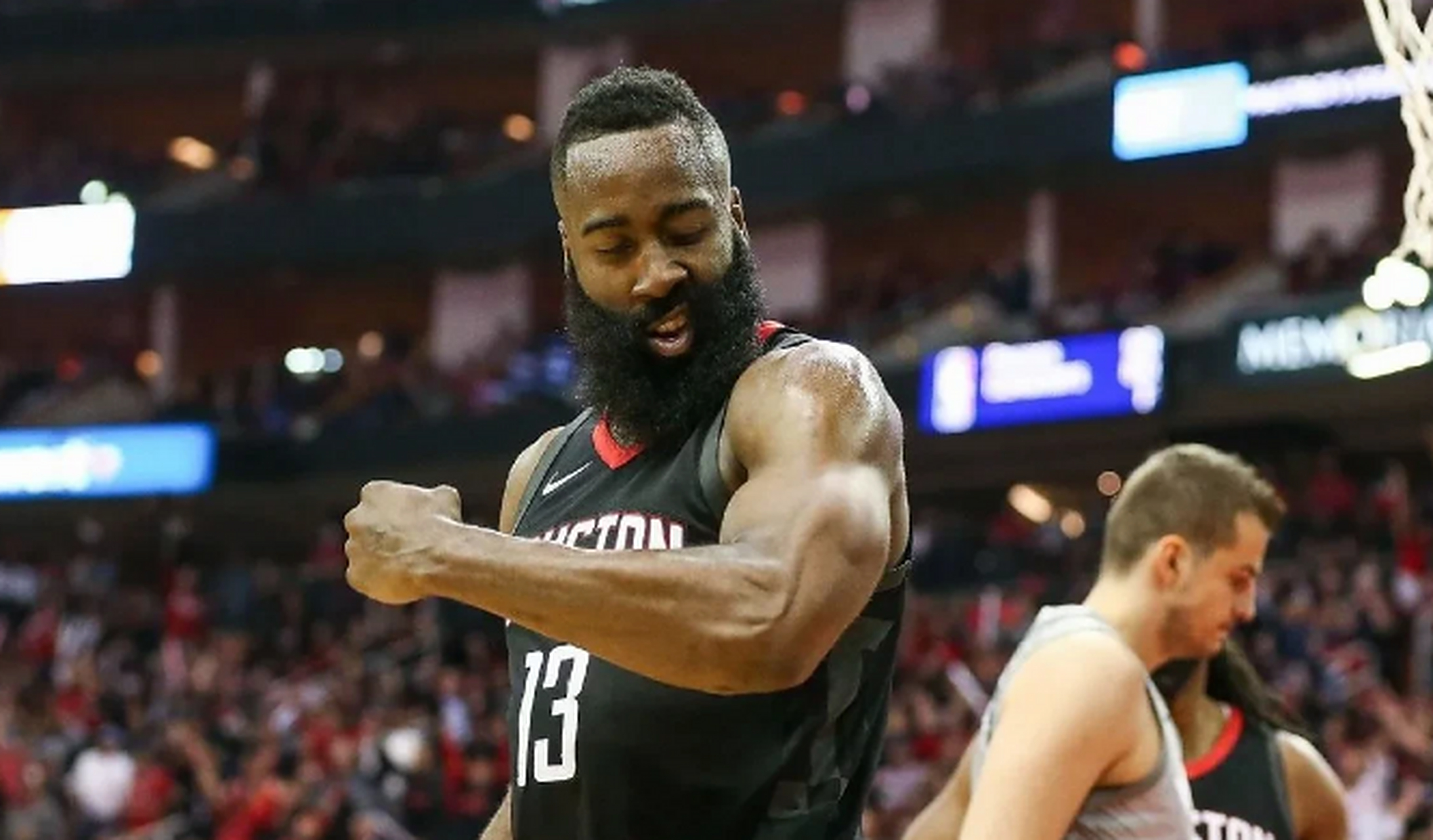 火箭客场逆转尼克斯,哈登火爆表现 火箭客场逆转尼克斯,哈登火爆表现